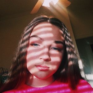 Meet your Posher, Mabrey